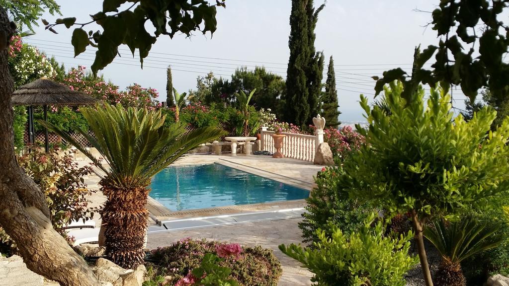Garden Of Eden Villa Paphos Room photo